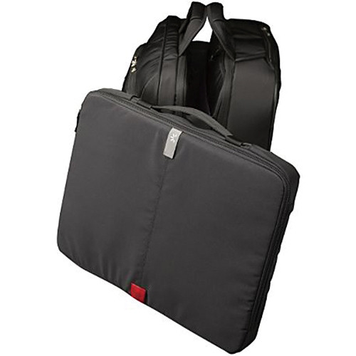 Case Logic 17